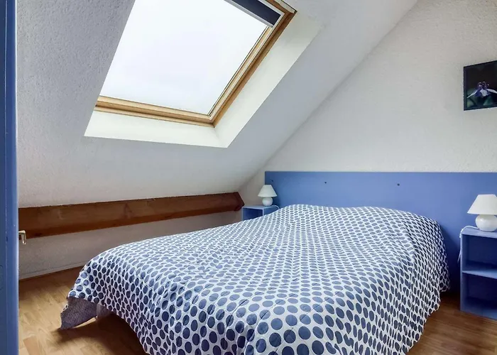Duplex Pour 6 Pers Avec Balcon, Parking Et Face Telecabine A Cauterets - Fr-1-401-200